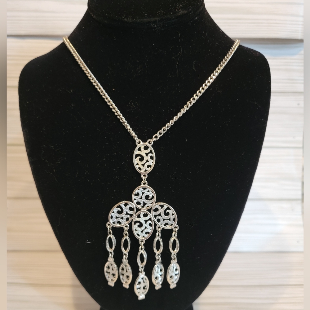 Vintage Silver Tone Openwork Scroll Filigree Dangle Statement Necklace 19”